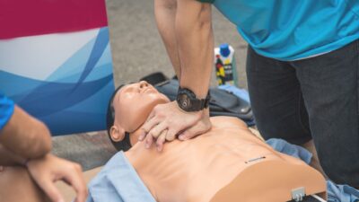 Doing CPR On a Heart Attack Victim – The Myths Unveiled